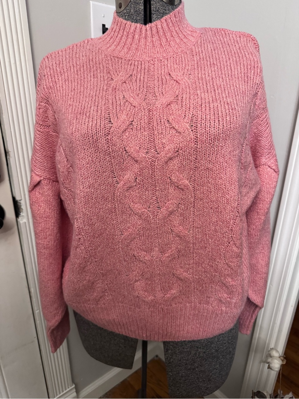 Old Navy Pink Cable-Knit Mockneck Sweater Small NWT